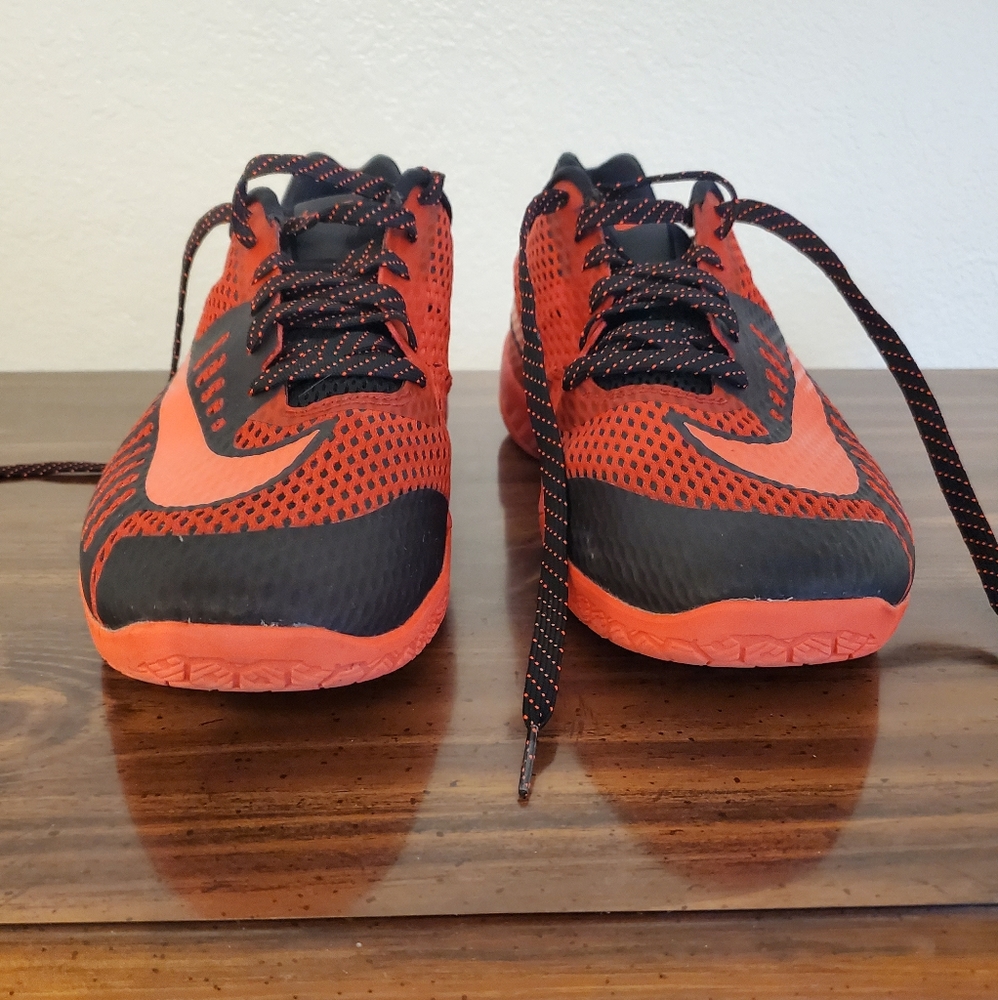 Nike Hyperlive